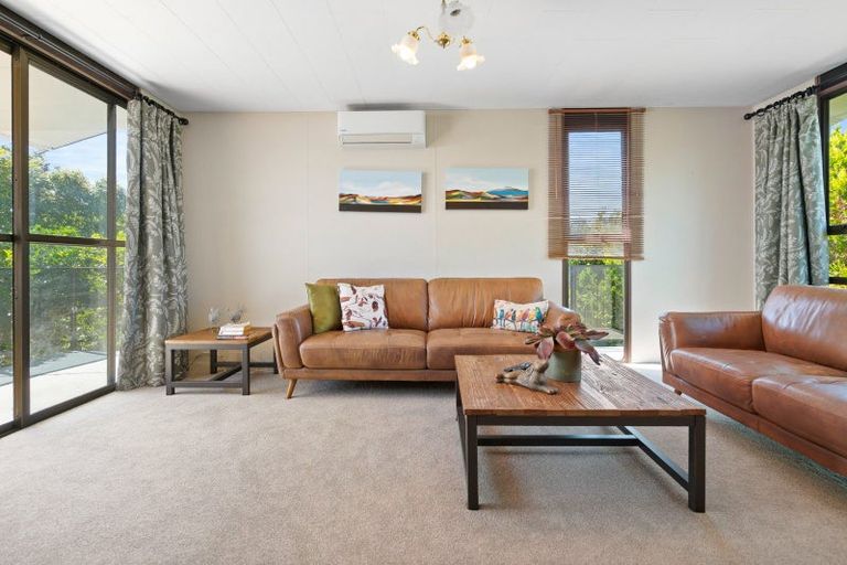 Photo of property in 1 Shearwater Street, One Tree Point, 0118