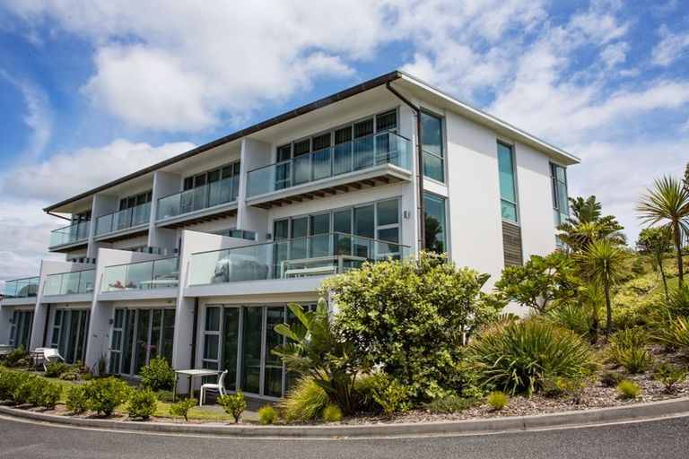 Photo of property in Doubtless Bay Villas, 14/18 Dudley Crescent, Cable Bay, 0420
