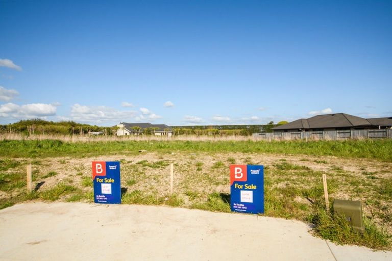 Photo of property in 27 Kanzan Grove, Maewa, 4702