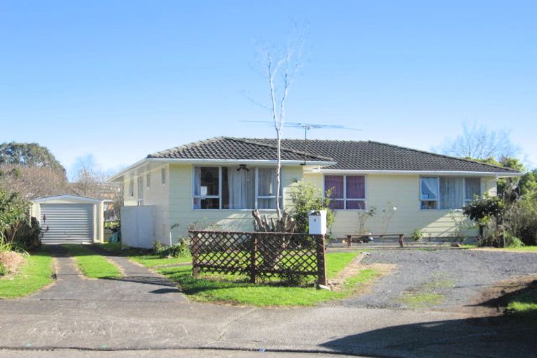 Photo of property in 9 Kendall Court, Wattle Downs, Auckland, 2103