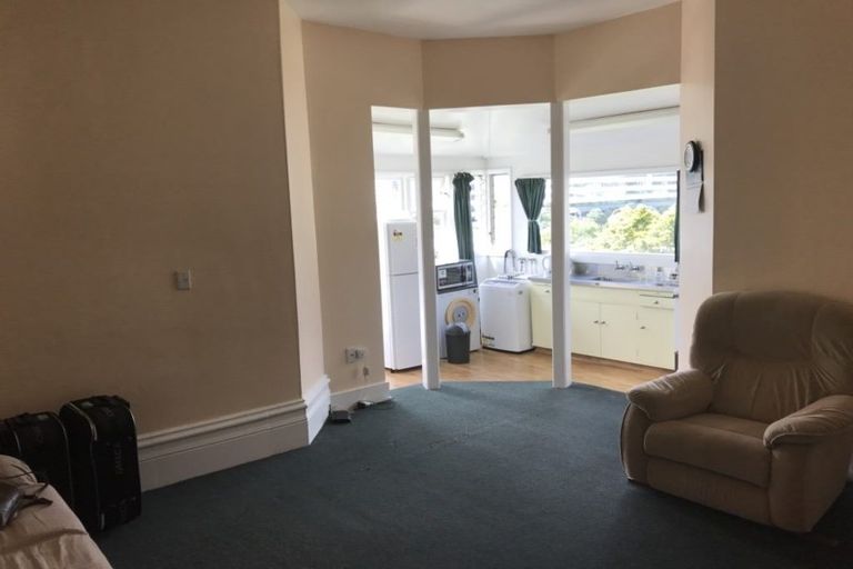 Photo of property in 19 Burnell Avenue, Thorndon, Wellington, 6011