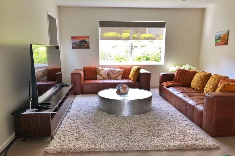 Photo of property in 113 Laurel Oak Drive, Schnapper Rock, Auckland, 0632