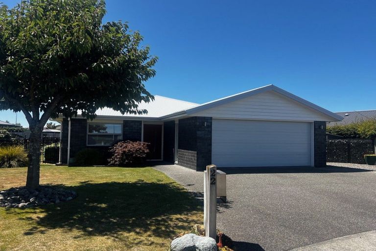 Photo of property in 22 Austin Reid Avenue, Carterton, 5713