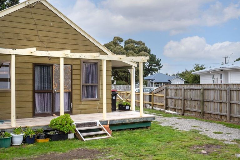 Photo of property in 139 Fitzherbert Street, Featherston, 5710
