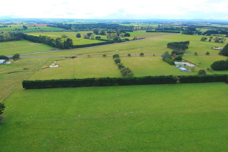 Photo of property in 7 Sydney Street, Takapau, 4203