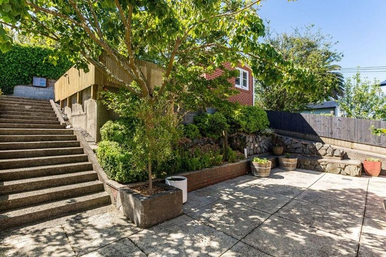 Photo of property in 18 Palm Grove, Belmont, Lower Hutt, 5010