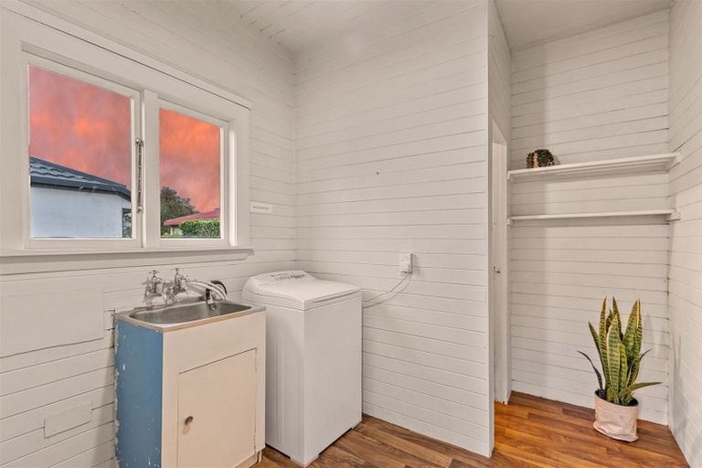 Photo of property in 12 Garnett Avenue, Spreydon, Christchurch, 8024