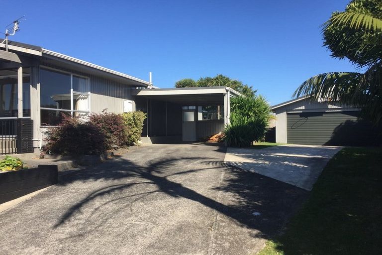 Photo of property in 8 Evelyn Place, Welbourn, New Plymouth, 4310