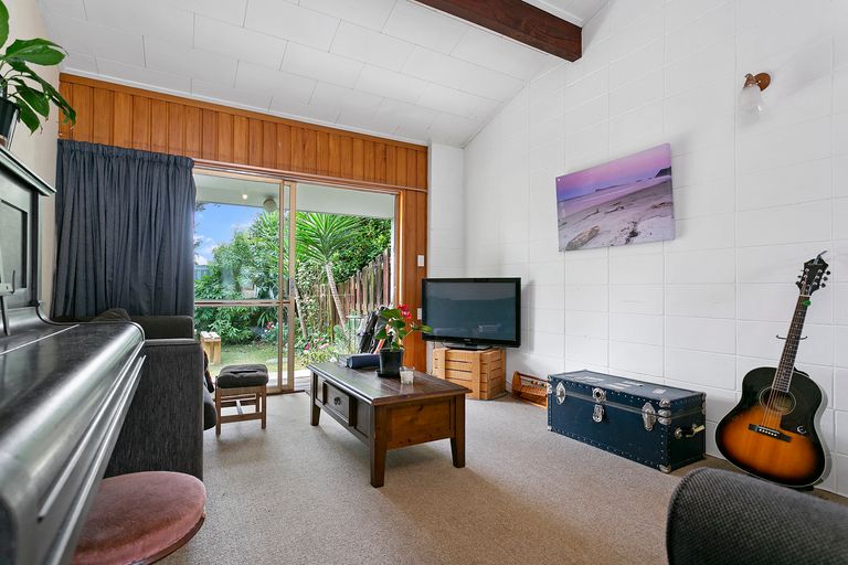 Photo of property in 80 Princes Street, Cambridge, 3434