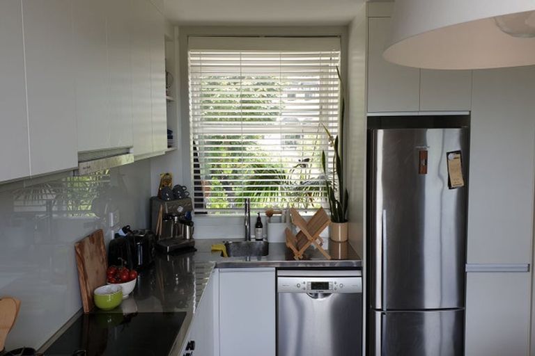 Photo of property in 44 Thompson Street, Mount Cook, Wellington, 6011