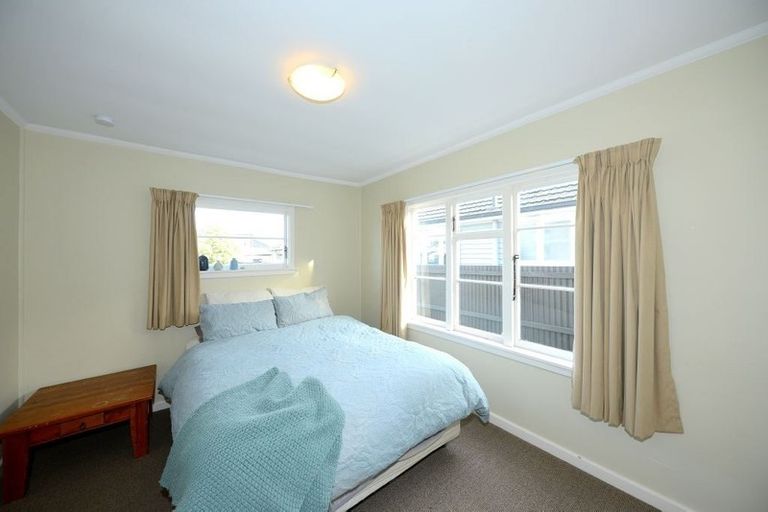 Photo of property in 4 Dunedin Street, Redwood, Christchurch, 8051