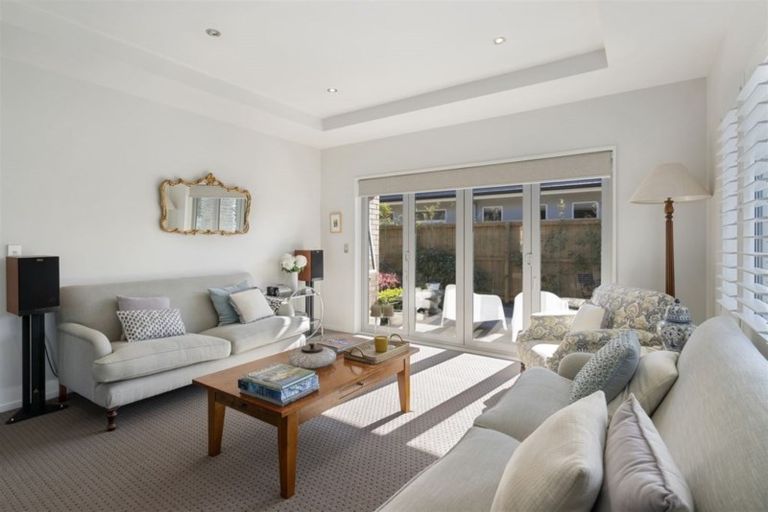 Photo of property in 4 Henley Green, Northwood, Christchurch, 8051