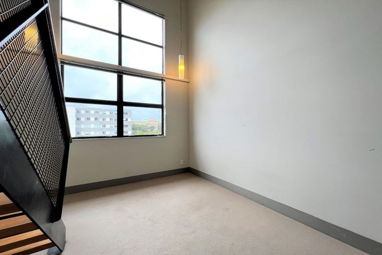 Photo of property in Urbane Apartments, 50/29 Webb Street, Mount Cook, Wellington, 6011