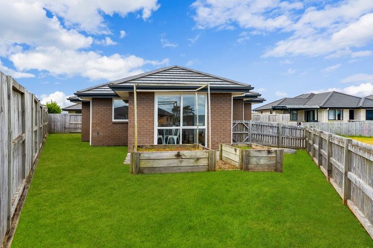 Photo of property in 11 Manawaroa Close, Grandview Heights, Hamilton, 3200