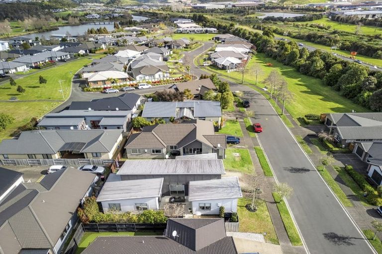 Photo of property in 80 Landing Drive, Pyes Pa, Tauranga, 3112
