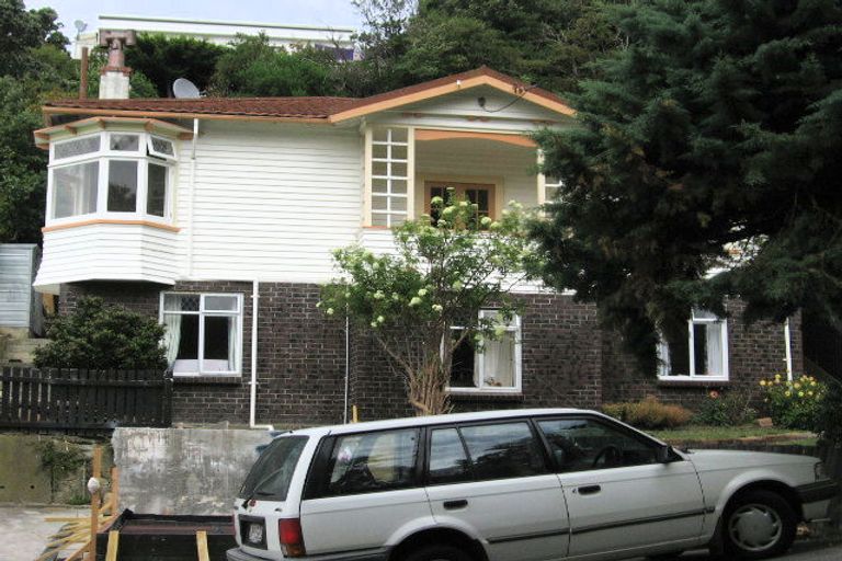 Photo of property in 9 Valley Street, Island Bay, Wellington, 6023