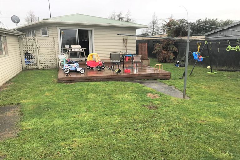 Photo of property in 91 Collins Road, Melville, Hamilton, 3206