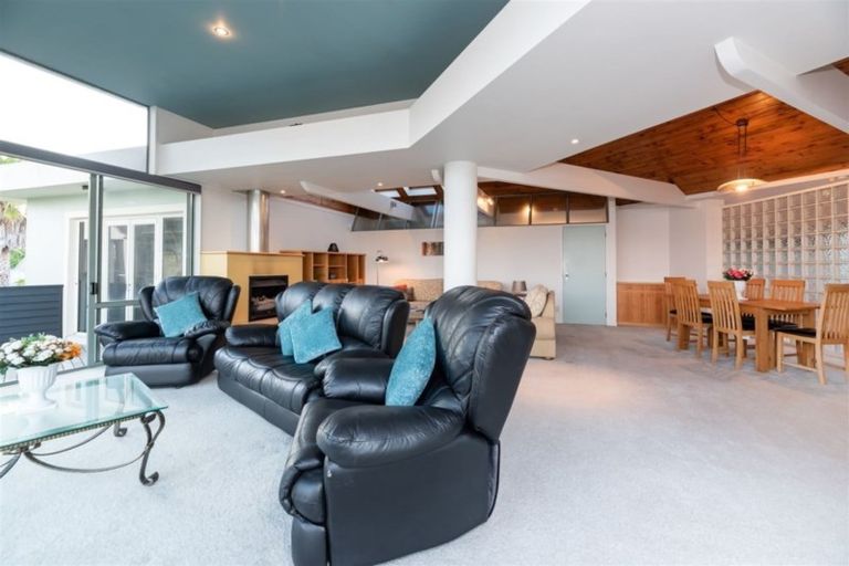 Photo of property in 13 Norwood Road, Bayswater, Auckland, 0622