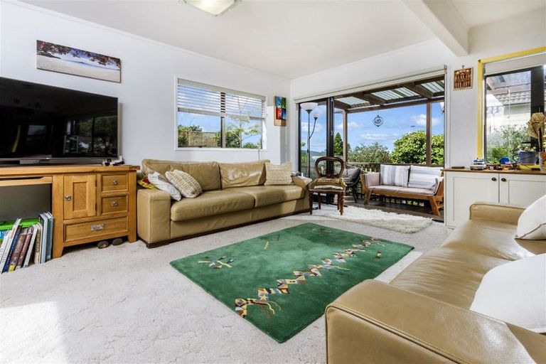 Photo of property in 3/15 Roseberry Avenue, Birkenhead, Auckland, 0626