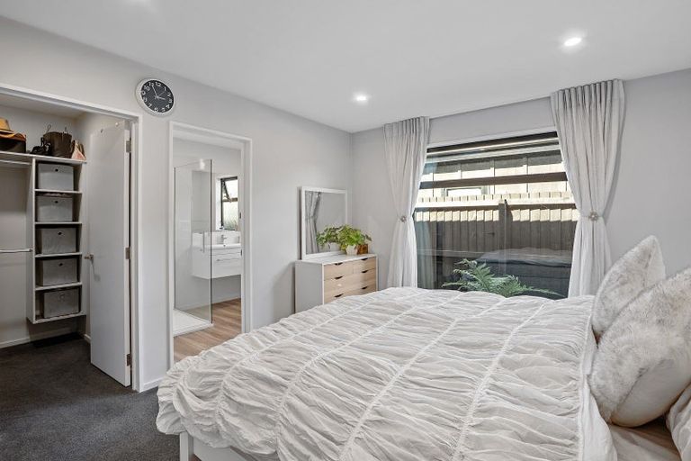 Photo of property in 10 Lazarus Lane, Halswell, Christchurch, 8025