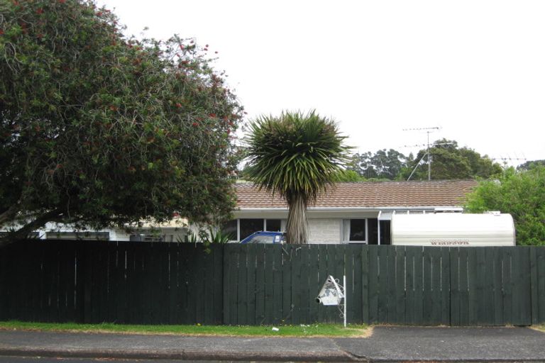 Photo of property in 1/24 Ladies Mile, Manly, Whangaparaoa, 0930