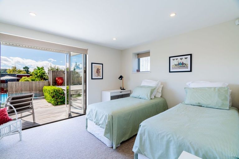 Photo of property in 142 Lake Crescent, Hamilton Lake, Hamilton, 3204