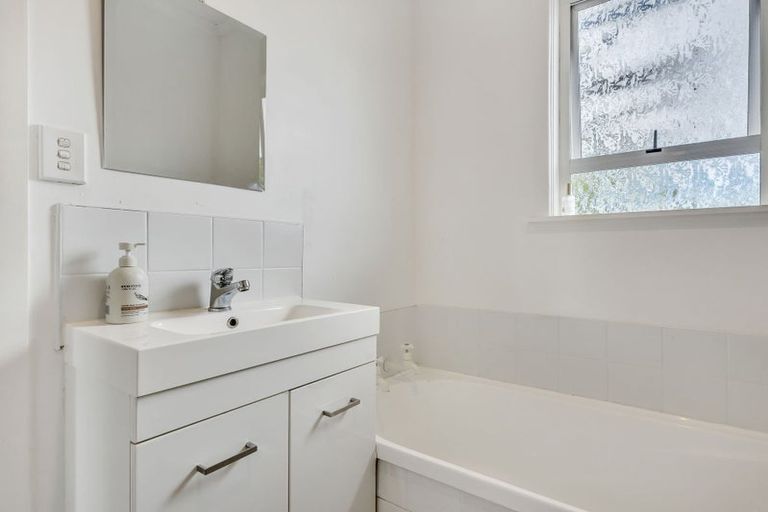 Photo of property in 911 Rangiora Street, Mahora, Hastings, 4120