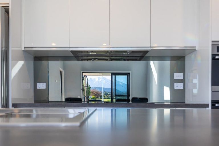 Photo of property in 8 Raupo Lane, Ohakune, 4625