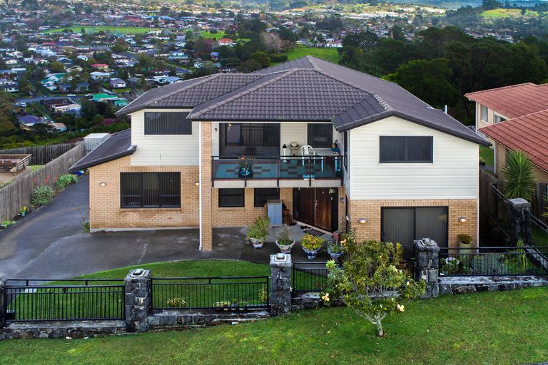 Photo of property in 40 Tiriwa Drive, Massey, Auckland, 0614