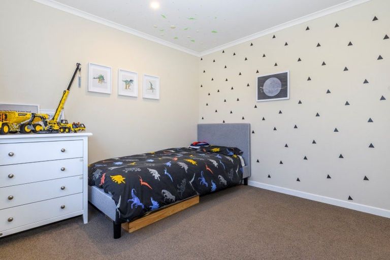 Photo of property in 28 Rotomanu Place, Pyes Pa, Tauranga, 3112