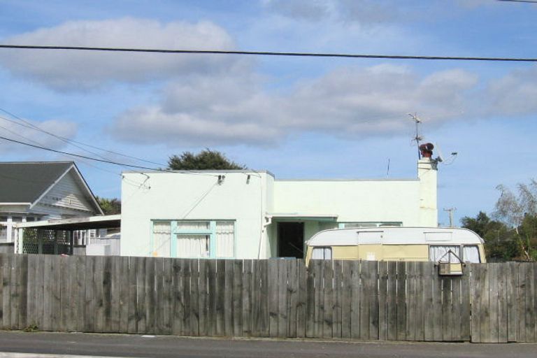 Photo of property in 12 Liverpool Street, Trentham, Upper Hutt, 5018