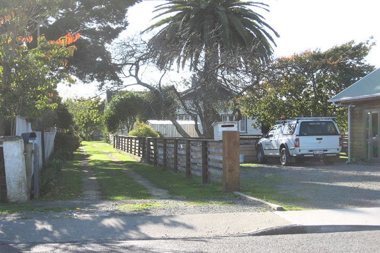 Photo of property in 20 Te Manuao Road, Otaki, 5512