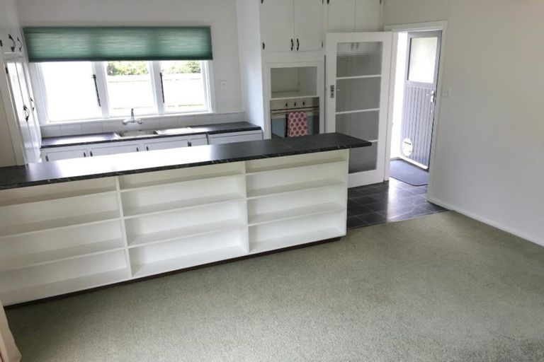 Photo of property in 34 Manor Place, Bryndwr, Christchurch, 8053