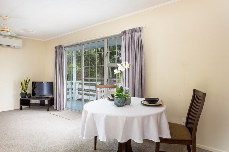 Photo of property in 1/6 Waterloo Place, Westown, New Plymouth, 4310