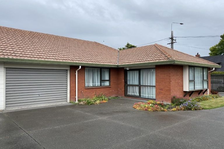 Photo of property in 1/4 Withells Road, Avonhead, Christchurch, 8042