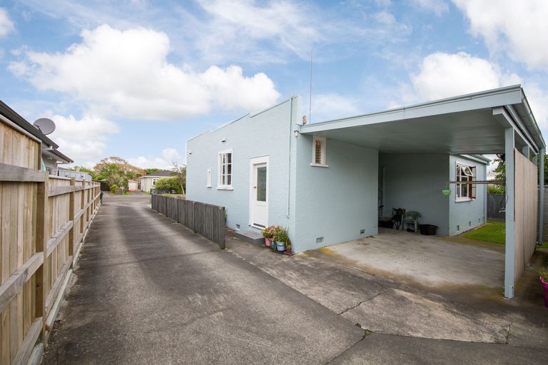 Photo of property in 29 Rongopai Street, Palmerston North, 4414