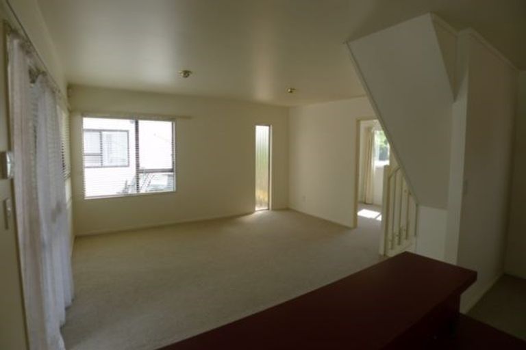 Photo of property in 7/4 Taylor Street, Blockhouse Bay, Auckland, 0600
