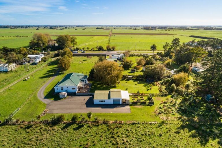 Photo of property in 2114 State Highway 56, Longburn, Palmerston North, 4477