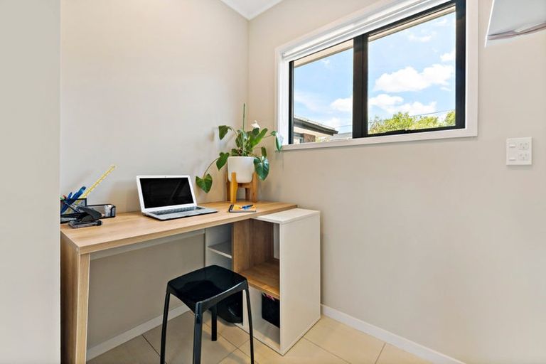 Photo of property in 1/4a Harley Road, Hauraki, Auckland, 0622