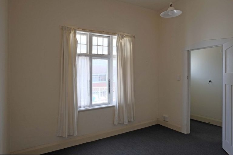 Photo of property in 4 Prince Street, Mount Victoria, Wellington, 6011