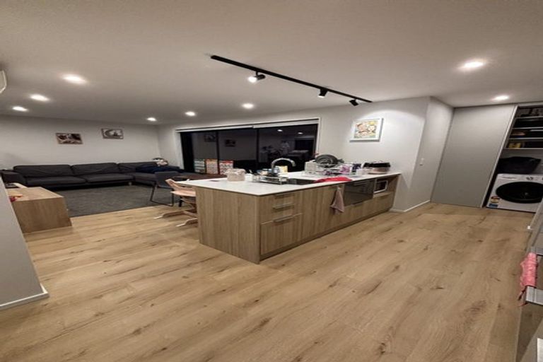 Photo of property in 2/58 Derby Street, St Albans, Christchurch, 8014