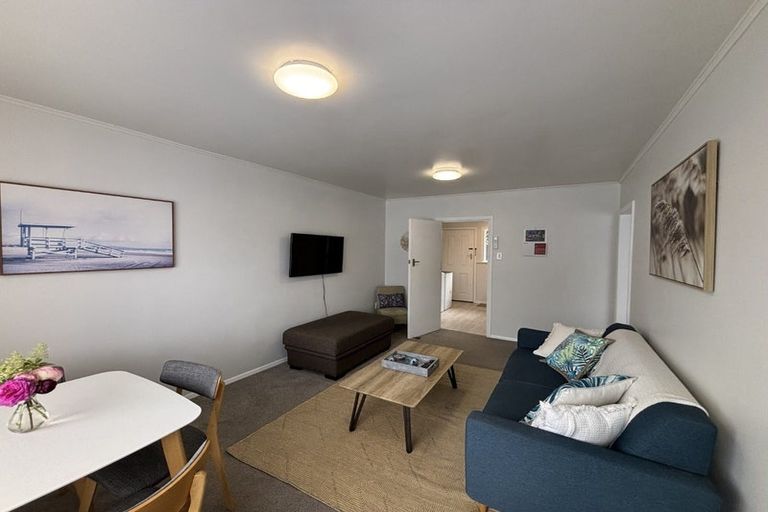 Photo of property in 2/74 Golf Road, Tahunanui, Nelson, 7011