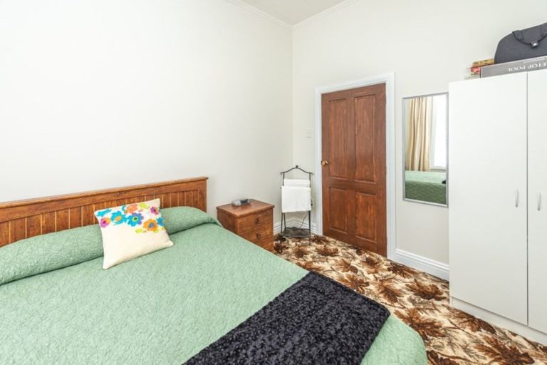 Photo of property in 102 Gonville Avenue, Gonville, Whanganui, 4501