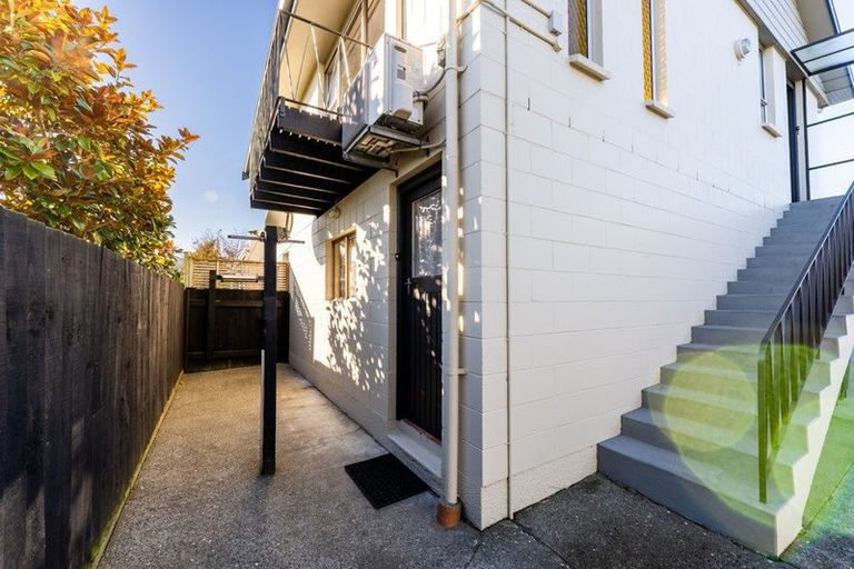 Photo of property in 1/1 Chaucer Street, Highfield, Timaru, 7910