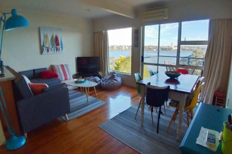 Photo of property in 2/198 Hurstmere Road, Takapuna, Auckland, 0622