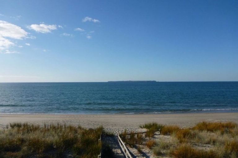 Photo of property in 15 Coprosma Close, Papamoa Beach, Papamoa, 3118