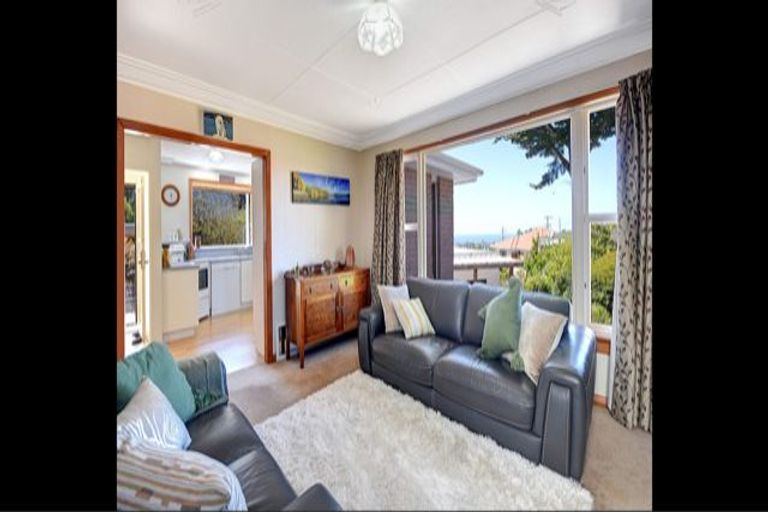 Photo of property in 6 Gilkison Street, Halfway Bush, Dunedin, 9010