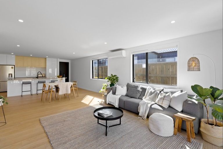 Photo of property in 29 Shepherd Road, Jacks Point, Queenstown, 9371