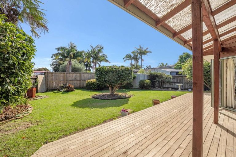 Photo of property in 1/114 The Circle, Manly, Whangaparaoa, 0930