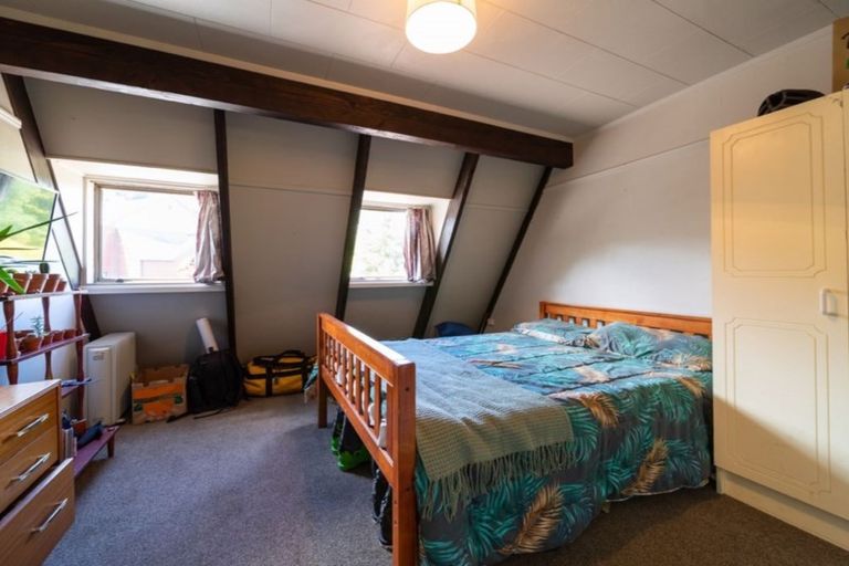 Photo of property in 6a Williams Street, Sunshine Bay, Queenstown, 9300